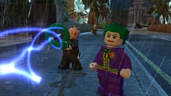 Screenshot of LEGO Batman 2 DC Super Heroes from RAWG